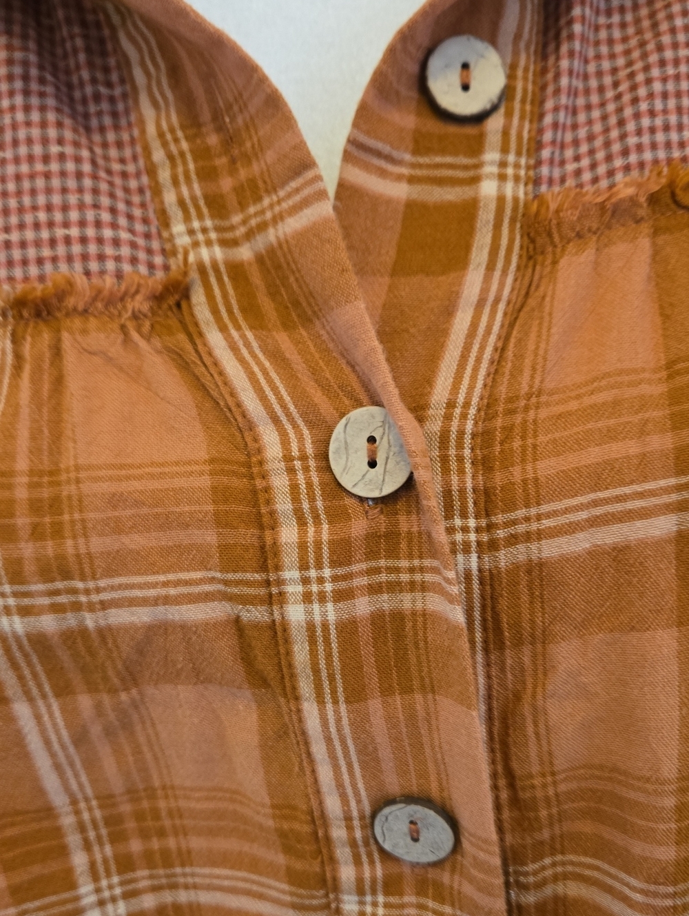 Promesa Cropped Button-Up Gingham Plaid Shirt size L - Picture 2 of 9